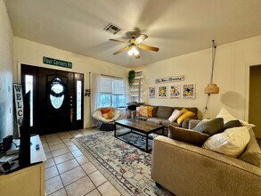 1325 Wood Ave in Waco, TX - Building Photo - Building Photo