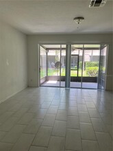 6826 Slaven Dr in Orlando, FL - Building Photo - Building Photo