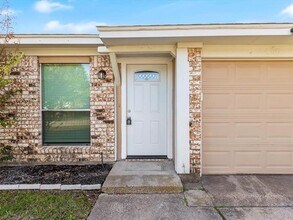 600 Sherman Dr in Mansfield, TX - Building Photo - Building Photo