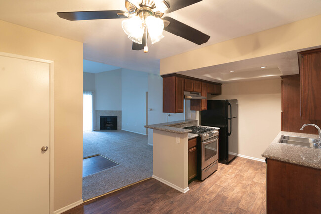 Ironwood Apartments- Fontana, CA in Fontana, CA - Building Photo - Building Photo