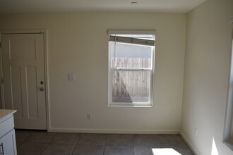 315 Moab Rim Ct in Merced, CA - Building Photo - Building Photo