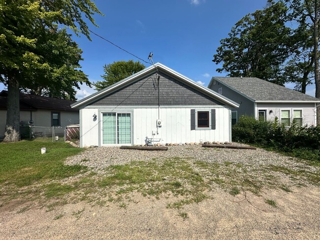 property at 14431 Frances Ave