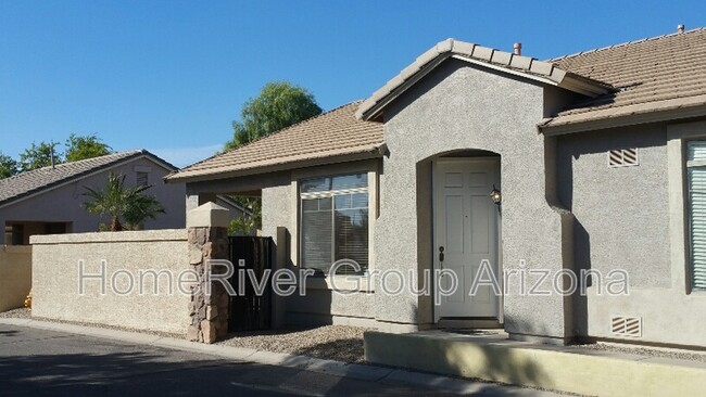 675 S Bedford Dr in Chandler, AZ - Building Photo - Building Photo