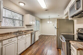 5816 Stone Meadow Ln in Fort Worth, TX - Building Photo - Building Photo