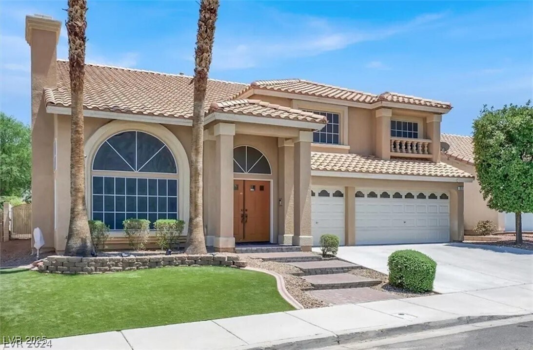 32 Myrtle Beach Dr in Henderson, NV - Building Photo
