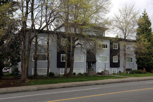 Queens Gate Apartments in Vancouver, BC - Building Photo - Primary Photo
