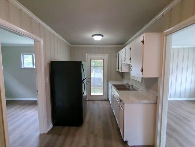 812 Indian Ave in Rossville, GA - Building Photo - Building Photo