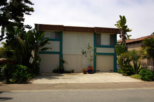 2142 Montgomery Ave in Cardiff By The Sea, CA - Building Photo