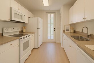 1140 University Blvd in Jupiter, FL - Building Photo - Building Photo