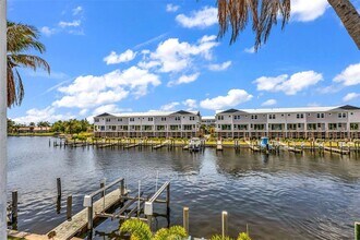 276 Lewis Cir in Punta Gorda, FL - Building Photo - Building Photo