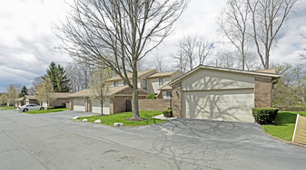 Walnut Grove Villas in Southfield, MI - Building Photo
