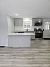 3 Aspinet Rd in Yarmouth, MA - Building Photo - Building Photo