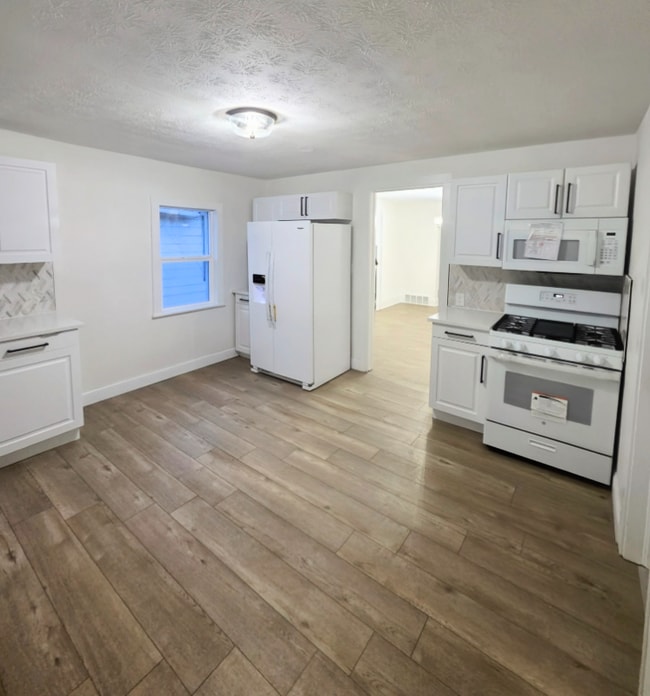 4210 Robert Ave in Cleveland, OH - Building Photo - Building Photo