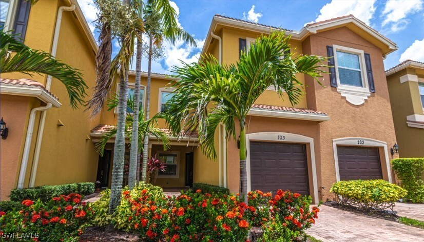 6553 Monterey Point in Naples, FL - Building Photo