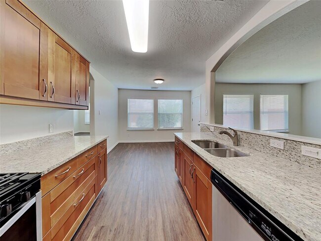 5614 My Way in Houston, TX - Building Photo - Building Photo