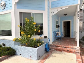 123 28th St in Newport Beach, CA - Building Photo - Building Photo