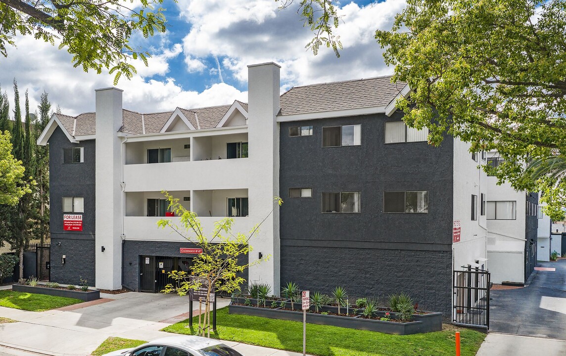 420 Windsor Rd in Glendale, CA - Foto de edificio