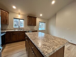 407 N 3rd St in Hamilton, MT - Building Photo - Building Photo