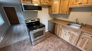 49 Patton St in Rochester, NH - Building Photo - Building Photo