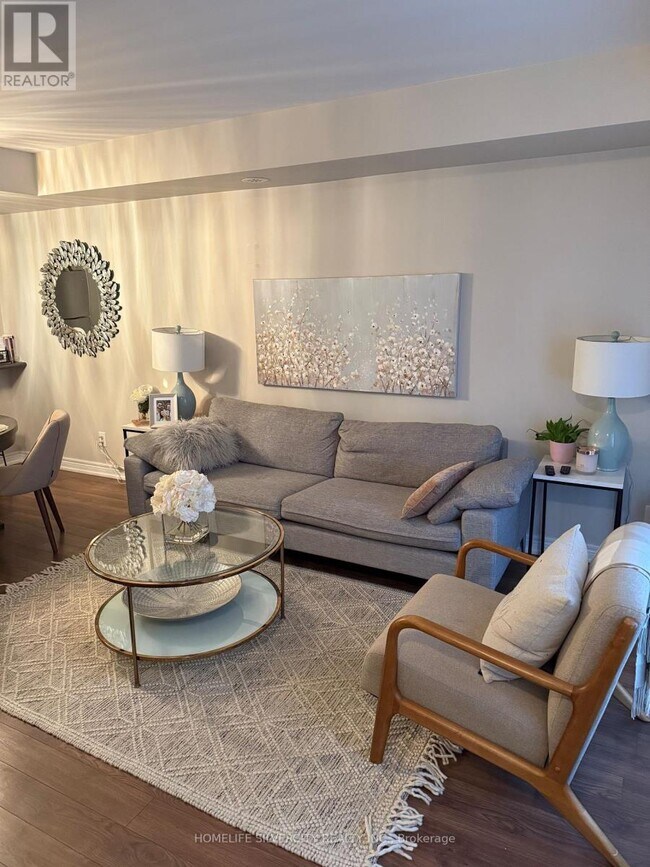 2 Dunsheath Wy in Markham, ON - Building Photo - Building Photo