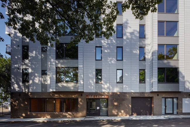 11 E Lenox St, Unit 1 in Boston, MA - Building Photo - Building Photo