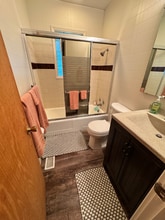 1014 Denway Dr in Kalamazoo, MI - Building Photo - Building Photo