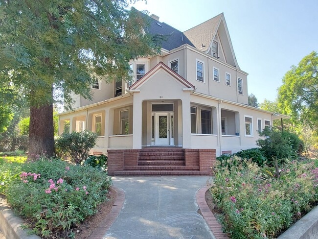 property at 99 S 14th St