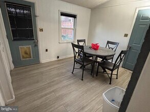 22 E Pine St in Ephrata, PA - Building Photo - Building Photo