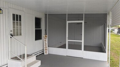 39518 Sterling Dr in Zephyrhills, FL - Building Photo - Building Photo