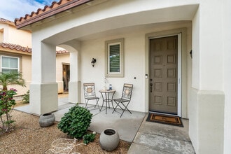 282 Paseo Vista Cir in Palm Desert, CA - Building Photo - Building Photo