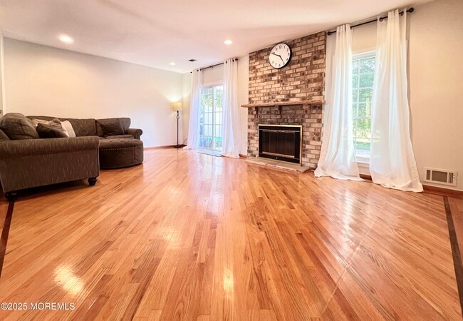 property at 571 Manchester Pl