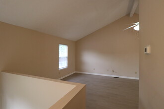 406 Lakeview Dr in Nicholasville, KY - Building Photo - Building Photo