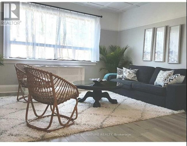 608 A Mt Pleasant Rd in Toronto, ON - Building Photo - Building Photo