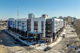 Fusion at Neon in Norfolk, VA - Foto de edificio - Building Photo