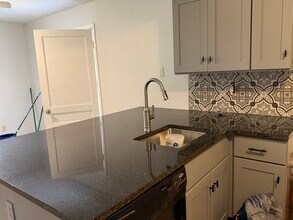 2917 Magnolia Ave in Sanford, FL - Foto de edificio - Building Photo