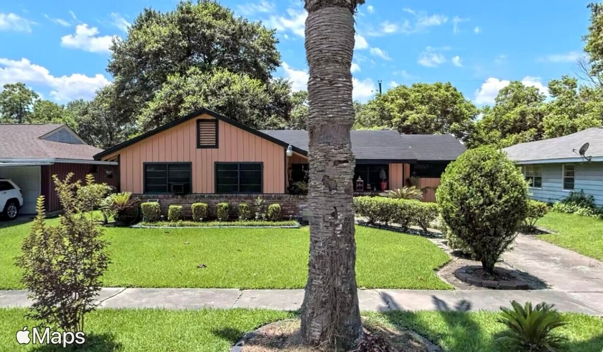 6114 Andwood St in Houston, TX - Building Photo