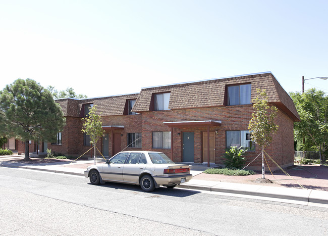 Chapa Apartments in Pueblo, CO - Building Photo - Building Photo