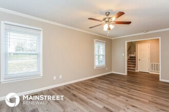104 Winding Brook Dr in Garner, NC - Building Photo - Building Photo