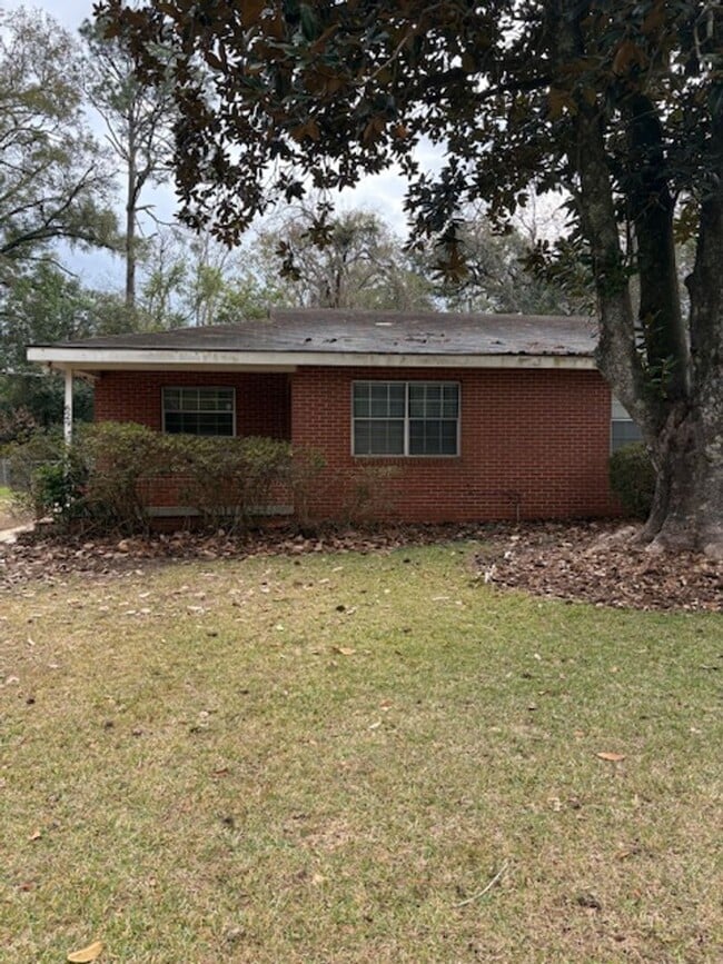 629 Stiles Ave in Tallahassee, FL - Building Photo - Building Photo