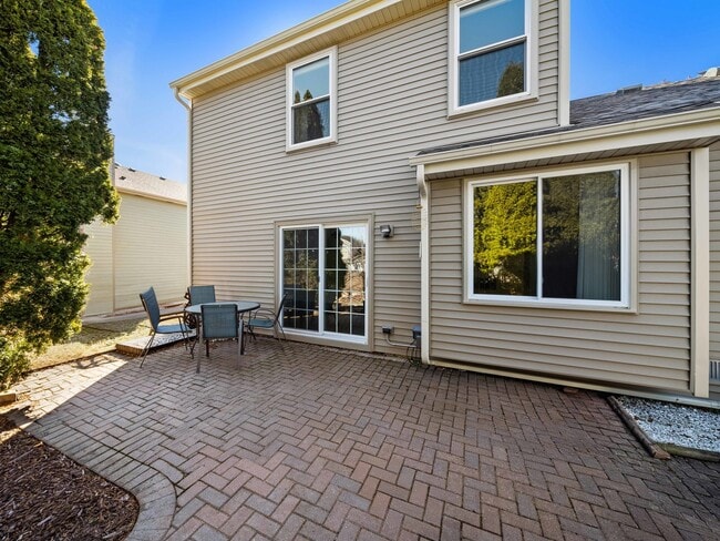 97 E Harbor Dr in Lake Zurich, IL - Building Photo - Building Photo