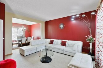 2142 Groveland Way in Shakopee, MN - Building Photo - Building Photo