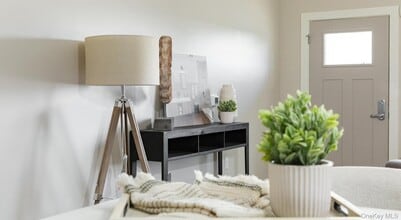 6 Hudson W Dr in Marlboro, NY - Building Photo - Building Photo