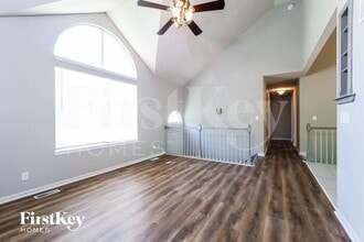 1306 Park Dr in Greenwood, MO - Building Photo - Building Photo