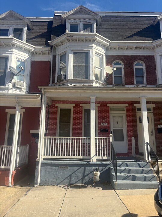 529 Thomas St in York, PA - Building Photo