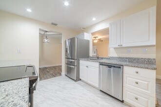 785 Hawser St NE in Palm Bay, FL - Building Photo - Building Photo
