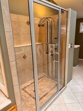 7655 W Sugar Creek Dr in Columbia, MO - Building Photo - Building Photo