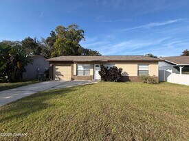 904 Emma St in Daytona Beach, FL - Building Photo