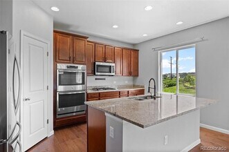 984 McMurdo Cir in Castle Rock, CO - Building Photo - Building Photo
