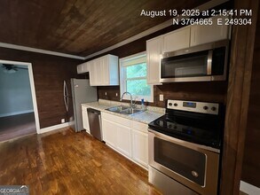 186 Georgia Ave, Unit B in Winder, GA - Foto de edificio - Building Photo