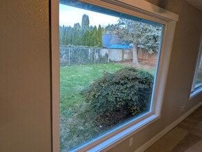 3509 SE 11th St in Gresham, OR - Foto de edificio - Building Photo
